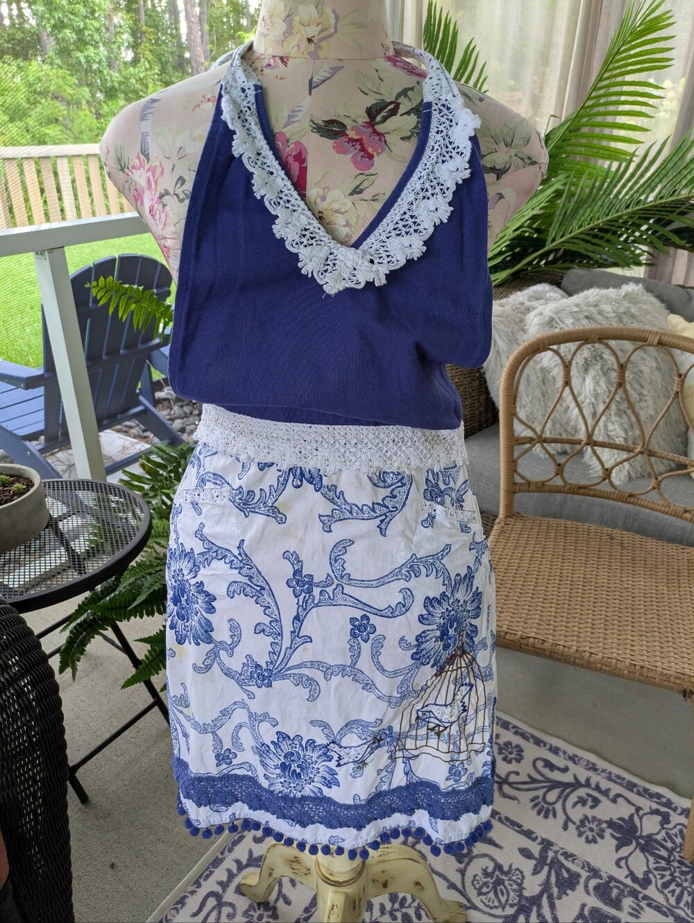 Vintage Apron by Sur La Table 🐦